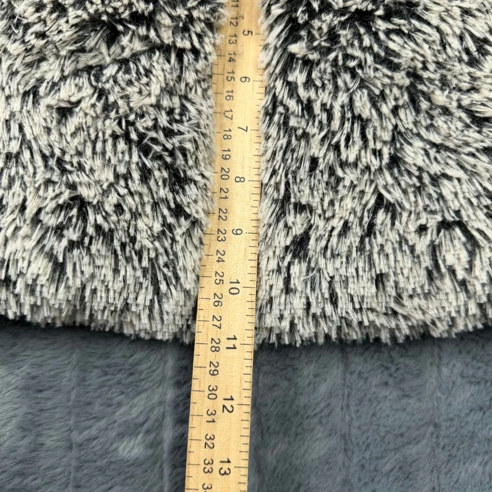 Altar'd State Faux Fur Infinity Scarf Black Cream Shaggy Plush 4044927-0917 OS